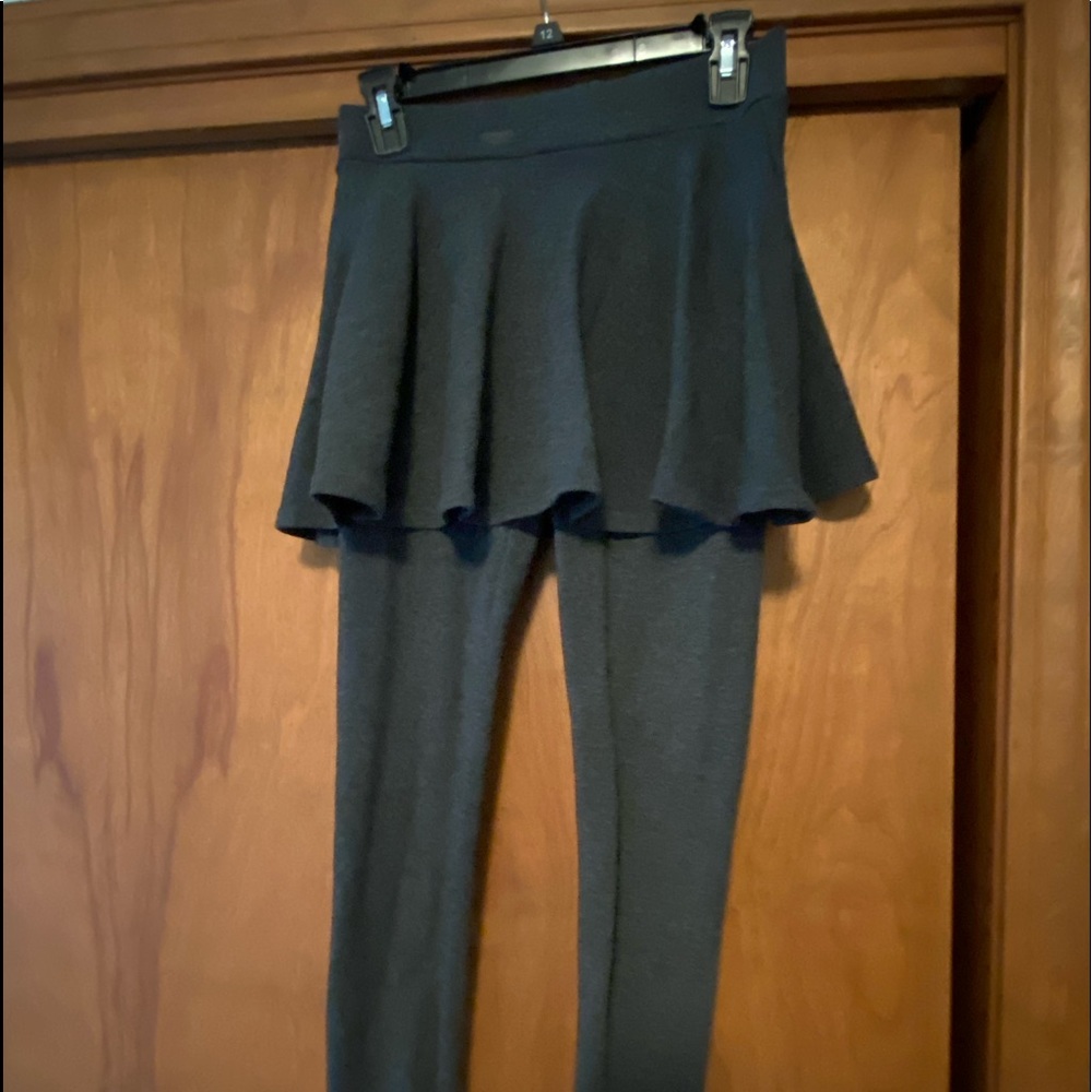 Skirted leggings
